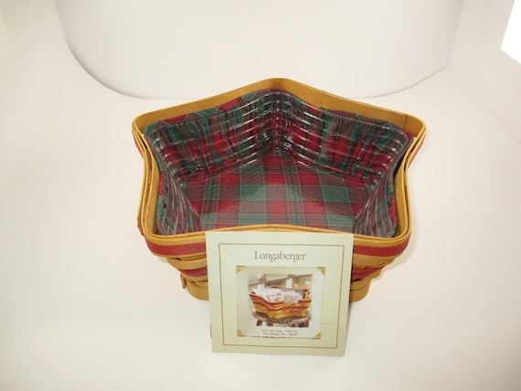 2001 Longaberger Red Shining Star Basket with Plastic Protector and Cloth Inner Liner Signed and Dated Excellent Condition