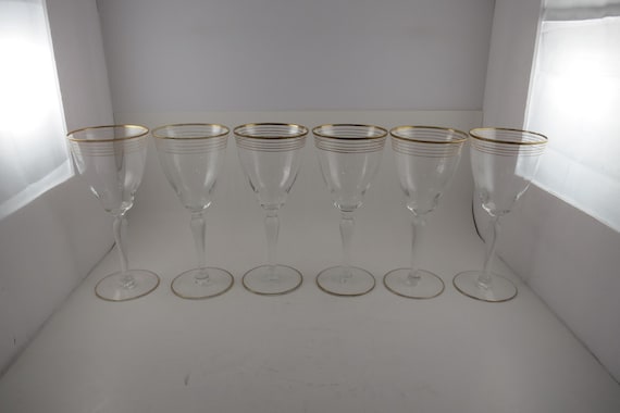 Set of Six Vintage Blown Glass  Cordial Aperitif Liquor Stemmed Glasses Gold Trimmed Excellent Condition