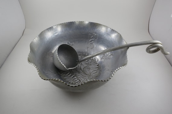 Vintage Lehman Scalloped Hand Forged Aluminum 10 Inch Punch Bowl with Serving Ladle