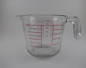 Vintage Unbranded 2-Cup Measuring Cup - Red Lettering