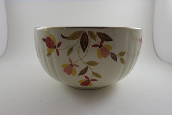 Vintage Jewel Tea Autumn Leaf Pattern 7 1/2 Inch Mixing Bowl Very Good Condition