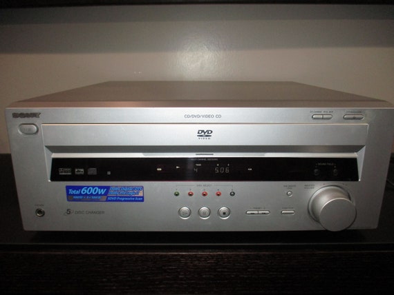 Vintage 2003 Sony DVD Receiver Model AVD-K800P Five Disc Changer Silver Excellent Condition Free Shipping