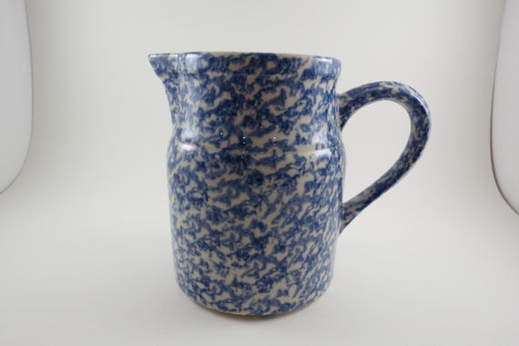 Vintage Henn Pottery Roseville Ohio Blue Speckled Pitcher Excellent Condition