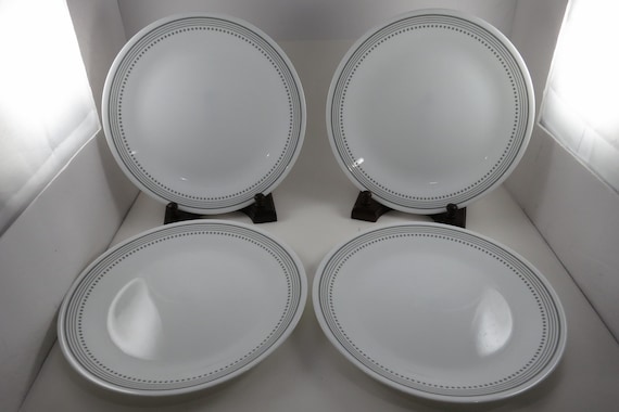 Vintage Corelle Dinner Plates: Mystic Gray Dots Pattern, Set of 4