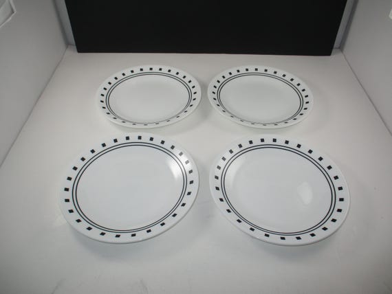 Set of Four Vintage Corelle by Corning City Block Black & White 6 3/4 Inch Plates Like New Used Condition