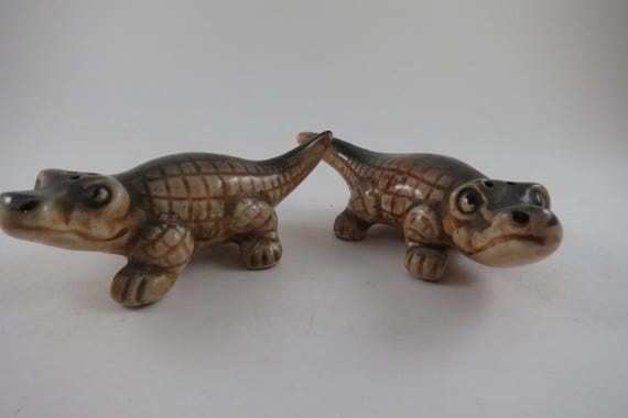 Vintage Japanese Alligator Salt and Pepper Shaker Set