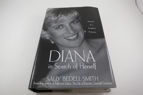 1999 Princess Diana Book In Search of Herself Sally Bedell Smith