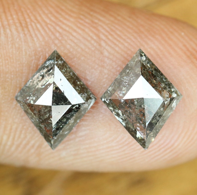 Salt and Pepper Diamond Kite Cut