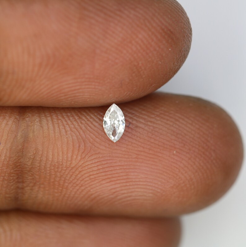 0.15 CT Marquise Shape White Diamond For Engagement Ring