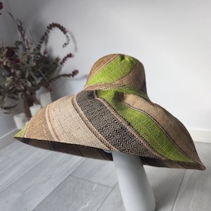 Handmade Natural Raffia Hat with Plant-Based Dye, Lightweight, Foldable Raffia Hat with Adjustable Lining