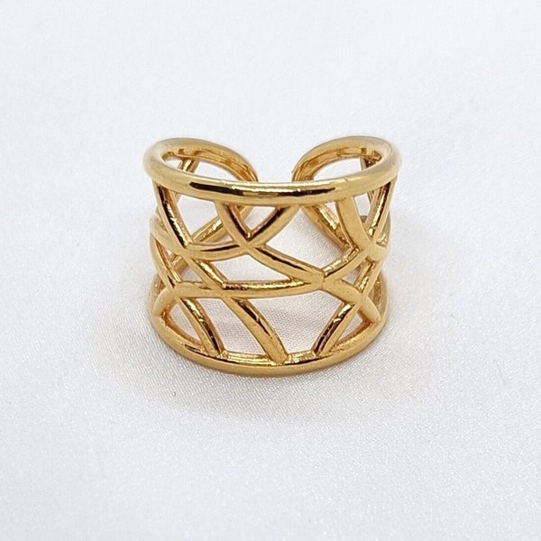 Geometric design ring, Asymmetrical ring, Hypoallergenic ring, Large ring, Contemporary ring