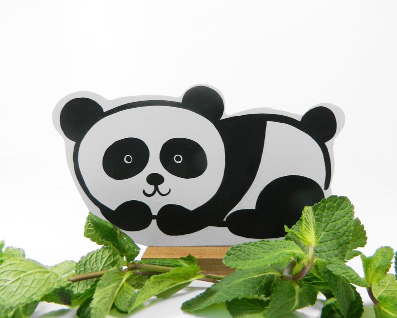 Houten panda Xing Hao Good Star Geweldig cadeau voor pandaliefhebbers. Zit graag naast planten of computers. afbeelding 3