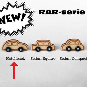 Houten auto RAR-Serie 1 hatchback. Verkrijgbaar in verschillende kleuren. afbeelding 2