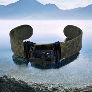 Ankh & Tiger&#39;s Eye Brass Cuff Bracelet: Ancient Egyptian Jewelry
