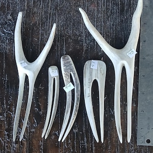 Hair prong fork comb of natural shed deer antler. Hand shaped , NO dyes.