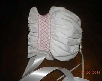 Pink Girl’s Smocked Lace Bonnet main image 0