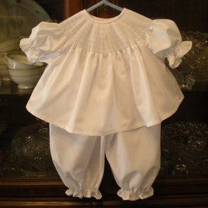 Baby shirt and long bloomers ready to smock
