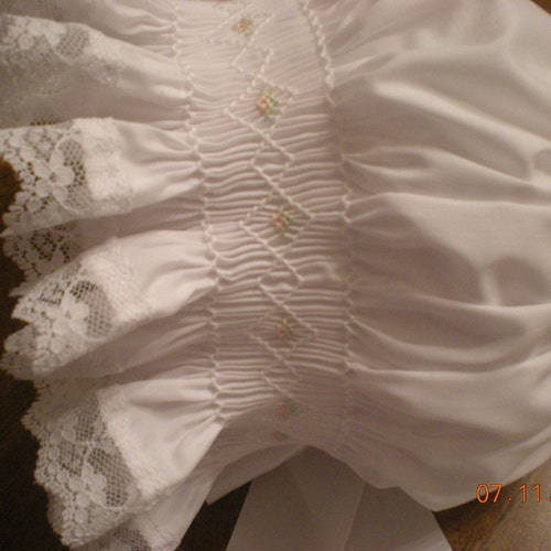Pink Girl’s Smocked Lace Bonnet main image 1