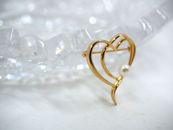 Romantic KREMENTZ Genuine Pearl-Double Heart Broo… - image 4