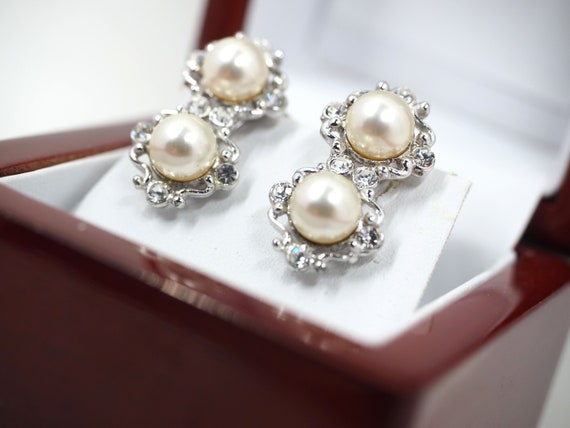 Gorgeous BOGOFF Pearl+Rhinestone Earrings (Clear … - image 2