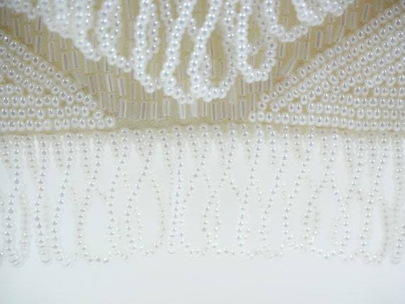 Vtg Japan IVORY White Hand Beaded/Unique Loop FRI… - image 5