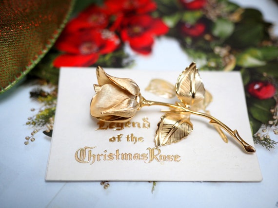Giovanni 1966 Gold "Christmas Rose" Flower Brooch… - image 1