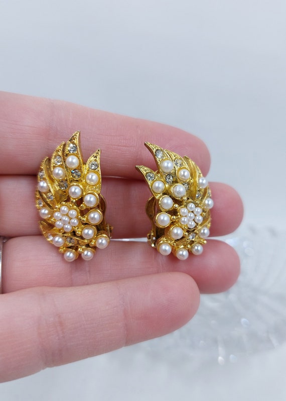 Lovely FLORENZA Pearl+Clear Rhinestone Gold Earri… - image 9