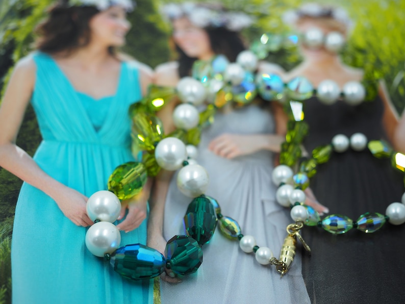 Fun VENDOME Green /& Blue Faceted Glass Beads wIvory Faux Pearls NecklaceEarrings Set-LongVintageDesigner tag Pearl topped Earrings