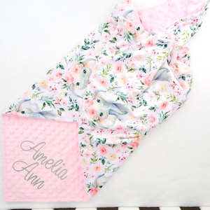 Pretty Floral Elephant Personalised baby blanket, Minky Baby name Blanket, Baby Shower Gift, Baby Name Blanket, Girl minky name blanket