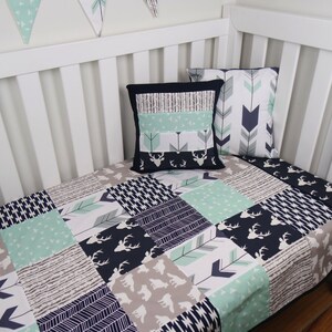 Patchwork cot quilt in Navy Blue and Mint Arrows // Nursery Set // Woodland Nursery