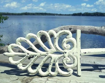 Iron Hook, XL White Fleur De Lis Hook, Shabby Chic, Very Rustic, Cast Iron, Cottage  Chic Decor