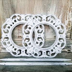 Curtain Tiebacks, Fleur De Lis Shabby Chic Drapery Holders, Set of 2 Decorative Rings with a Needle, Cottage Chic Home Decor