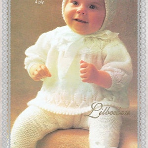Knitted Petal Pattern Pramset to fit 46-56 cm chest (3 sizes) - 4 ply yarn. Instant PDF Download