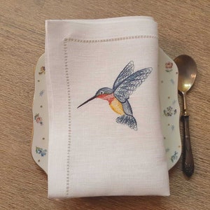 Hummingbird Embroidered Linen Dinner Napkins - Hemstitched Set