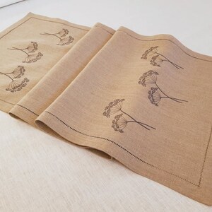 Gray Linen Table Runner with Dill Embroidery – Natural Flax Table Linen – Rustic Nordic Home Decor
