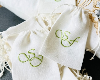 Custom initials embroidered linen Sachet, white linen small favour bags, set of 10