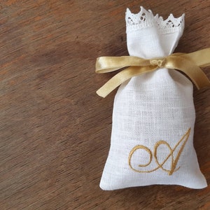 Custom initial embroidered favor bags, Embroidered linen bags, Monogrammed bags, Custom favor sachets set of 5 or 10, handmade by SANPO image 1