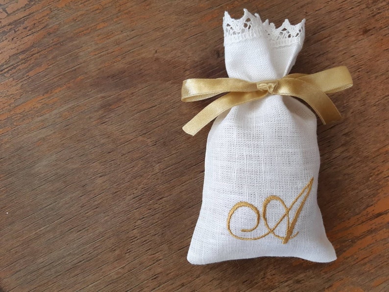 Custom initial embroidered favor bags, Embroidered linen bags, Monogrammed bags, Custom favor sachets set of 5 or 10, handmade by SANPO image 1