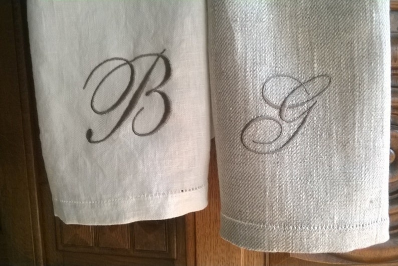 Monogrammed Linen Hand Towels - Thumbnail 3