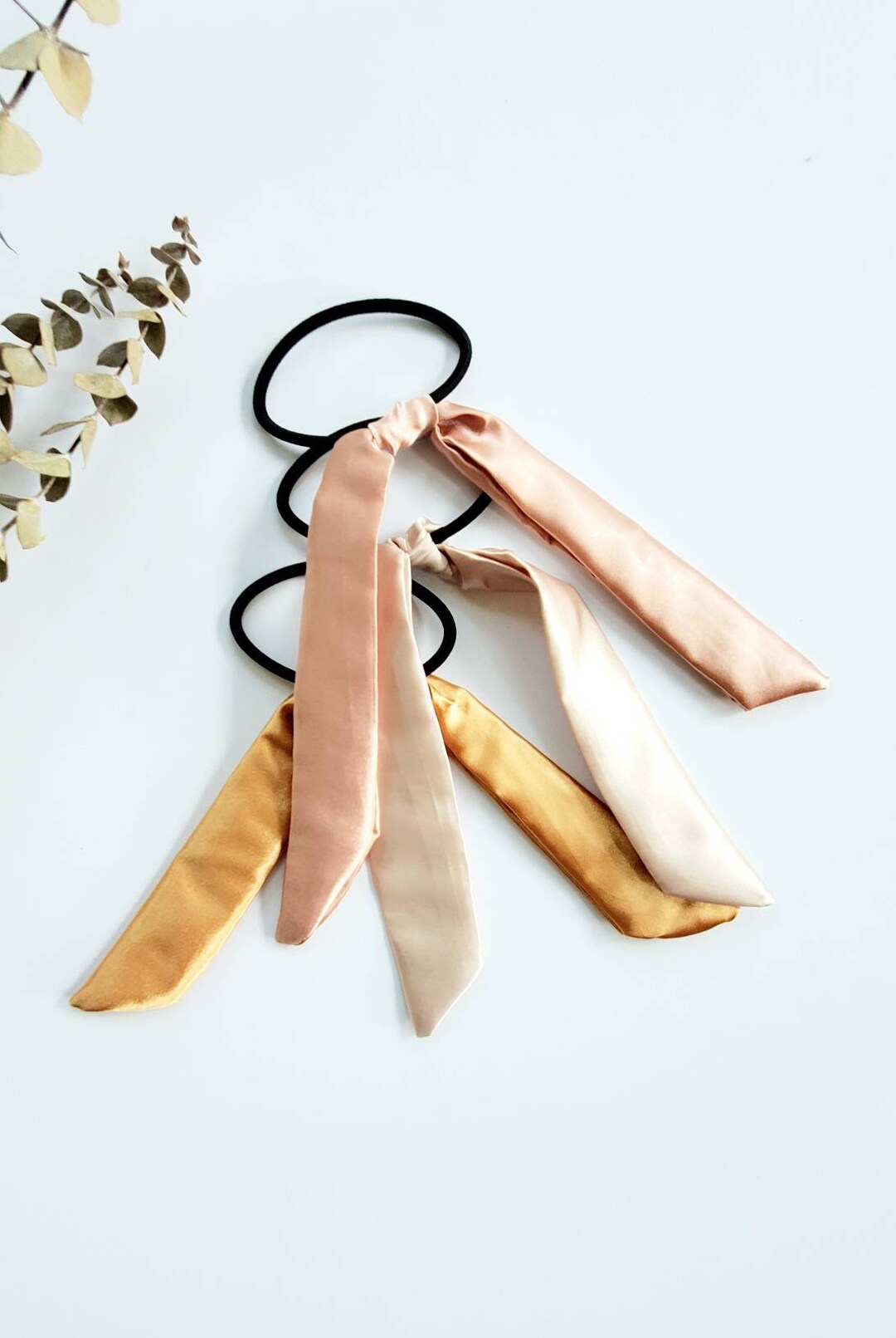 ribbon tie hair tie