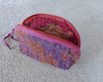 Trousse - pochette à maquillage- porte monnaie : upcycling de coton vintage violet et orange