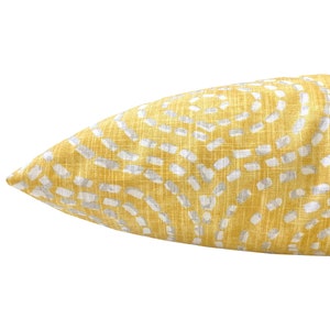 1 Kissenbezug DENVER goldgelb gelb hellgrau Batikdruck Kissen gemustert Landhausstil skandinavisch Balkon Terrasse Sofakissen Dekokissen Bild 3