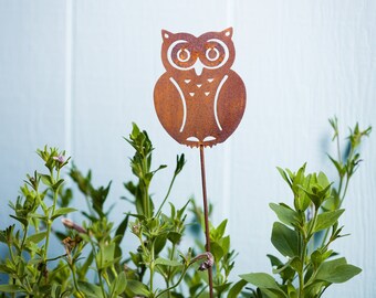Metal Owl Garden Stake | Cartoon Owl Silhouette | Rusted Metal Yard Art | Garden Gifts | P401