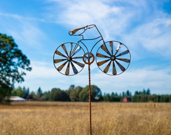 Spinner pour vélo Runaway | Art de jardin en métal rouillé | Cadeaux jardin | Art de jardin en métal | Décoration de lit de jardin| Éolienne