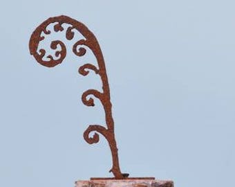 Fern Frond Small | Fiddlehead Fern | Fern Leaf | Metal Fern | Metal Garden Art | Garden Gifts | Potted Plant Art | Rustic Home Decor PT156S