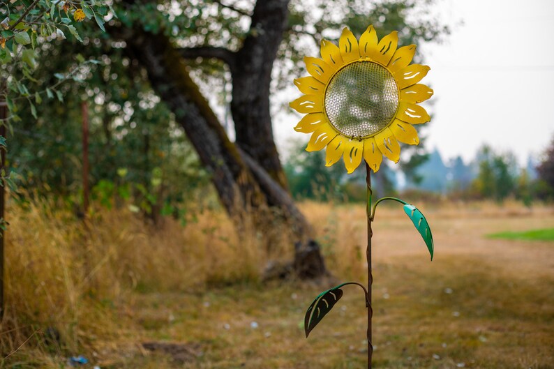 Sunflower Bird Feeder Stake Rusted Metal Yard Art Garden Gifts Metal Garden Art Garden Bed Decor image 4