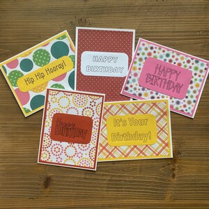 Juego de 5 tarjetas de feliz cumpleaños con sobres - Tarjetas de cumpleaños en blanco surtidas - Tarjetas de cumpleaños unisex - Hechas a mano - Caseras
