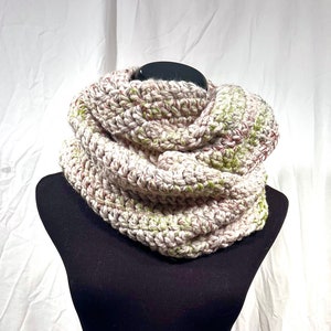 Cream Tweed Chunky Infinity Crochet Scarf