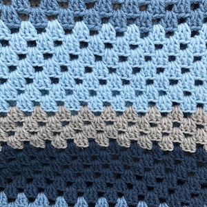 Crochet Pattern Blue and Grey Giant Granny Square Crochet Blanket image 2