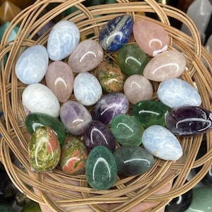 Crystal Easter Eggs/gemstone a Eggs/display Eggs/rose Quartz Eggs - Etsy